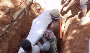 Screenshot_2025-12-14-21-29-33-818_com.miui.mediaviewer-edit